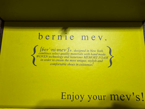 Bernie Mev Flats